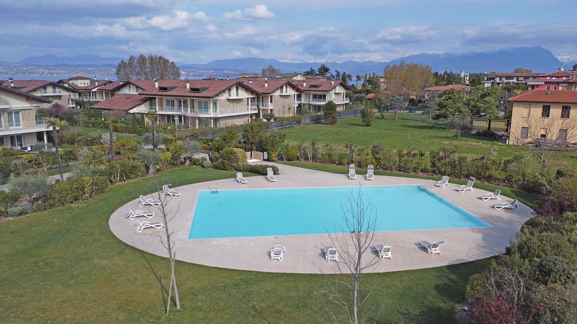 Resort Caesar C4 Sirmione - Gardagate Buitenkant foto