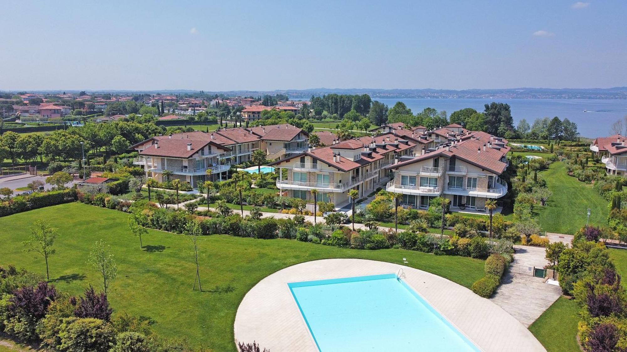 Resort Caesar C4 Sirmione - Gardagate Buitenkant foto